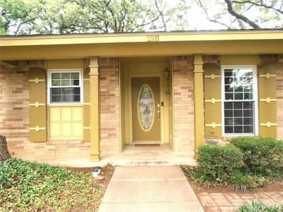 2911 Norwood Lane, Arlington TX 76013 - Photo 2