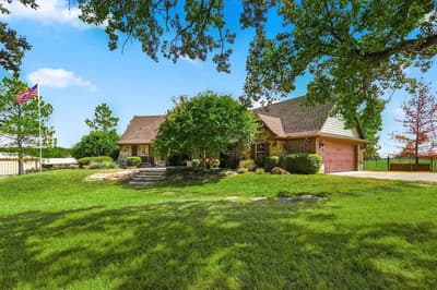 9229 Hub Clark Road, Pilot Point TX 76258 - Photo 2