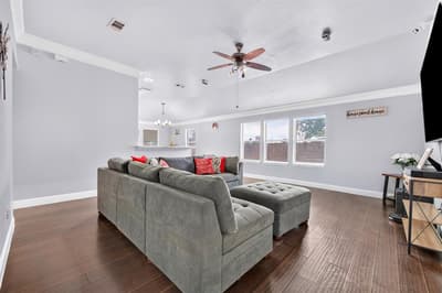 3350 Choir Street, Dallas TX 75237 - Photo 3