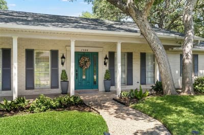 1300 Circlewood Drive, Woodway TX 76712 - Photo 2