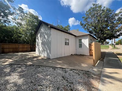1200 New York Avenue, Fort Worth TX 76104 - Photo 3