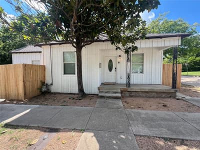 1200 New York Avenue, Fort Worth TX 76104