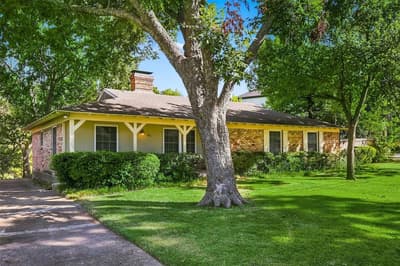 802 Saint Lukes Drive, Richardson TX 75080 - Photo 2