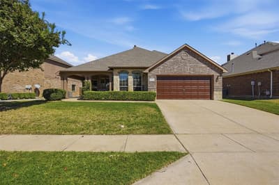 8312 Indian Bluff Trail, Fort Worth TX 76131 - Photo 2