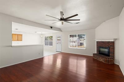 6014 Harwood Crossing Drive, Arlington TX 76018 - Photo 5