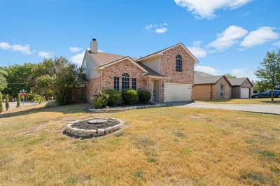 1808 Rybovich Lane, Mansfield TX 76063