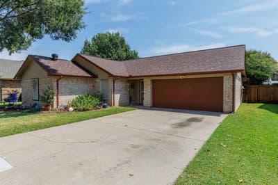 6912 Lyndale Drive, Watauga TX 76148 - Photo 2