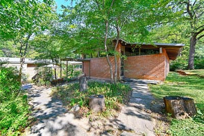 1101 Owenwood Drive, Irving TX 75061 - Photo 3