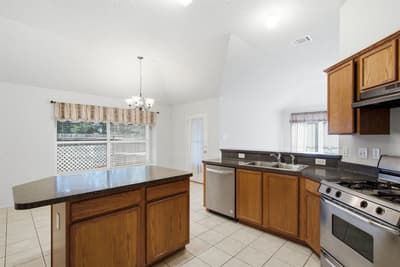 4816 Barnhill Lane, Fort Worth TX 76135 - Photo 4