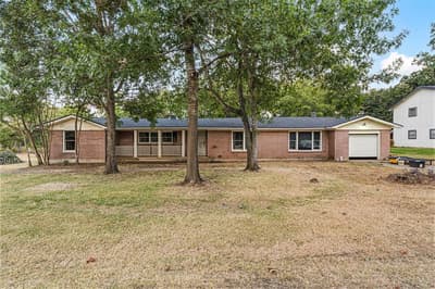 1311 E Stegall Road, Robinson TX 76706