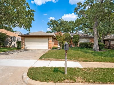2728 Meadow Green, Bedford TX 76021 - Photo 2