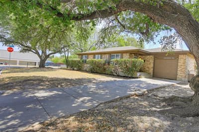 5328 Ira Street N, Haltom City TX 76117 - Photo 2
