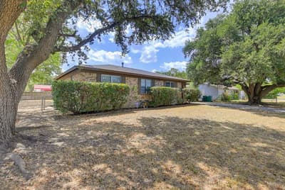 5328 Ira Street N, Haltom City TX 76117 - Photo 3