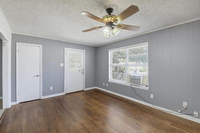 5328 Ira Street N, Haltom City TX 76117 - Photo 5