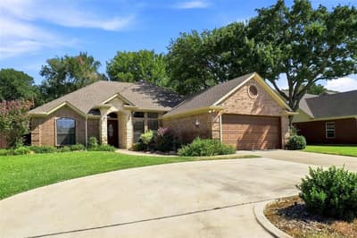 2105 Fair Oaks Drive, Bridgeport TX 76426