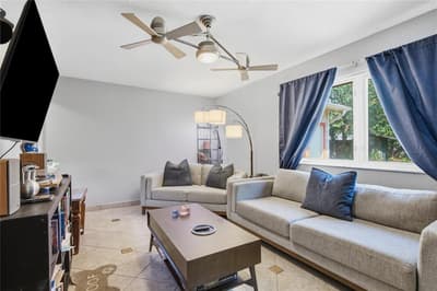 740 Thomas Avenue, Hurst TX 76053 - Photo 5