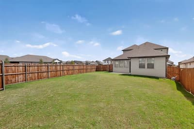 3914 Sandstone Drive, McKinney TX 75071 - Photo 5