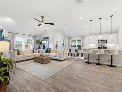 635 Frio Lane, Aubrey TX 76227
