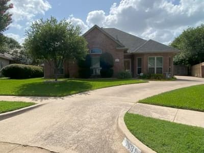 1631 Greenway Court, Midlothian TX 76065 - Photo 2