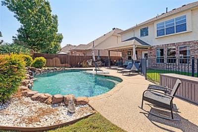 3039 Stallion Crossing, Irving TX 75060 - Photo 3