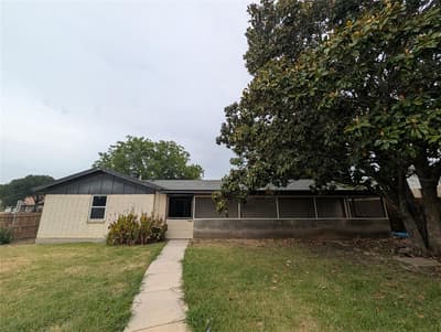 6617 Woodway Drive, Fort Worth TX 76133 - Photo 4