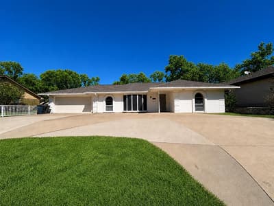 7229 Martha Lane, Fort Worth TX 76112 - Photo 2