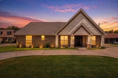 4100 Apache Trail Court, Granbury TX 76048
