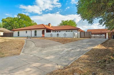 6020 Lantana Lane, Fort Worth TX 76112 - Photo 2