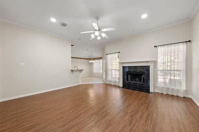 616 Pebble Creek Drive, Hewitt TX 76643 - Photo 3