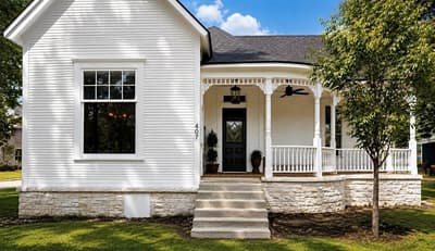 407 W Highland Avenue, Comanche TX 76442