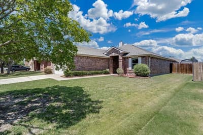 308 Long Prairie Drive, Forney TX 75126 - Photo 5