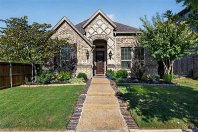 4225 Whispering Willow Way, Arlington TX 76005 - Photo 2