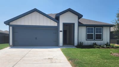 1216 Breezy Oak Drive, Nevada TX 75173