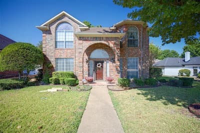 105 Boulder Creek Drive, DeSoto TX 75115