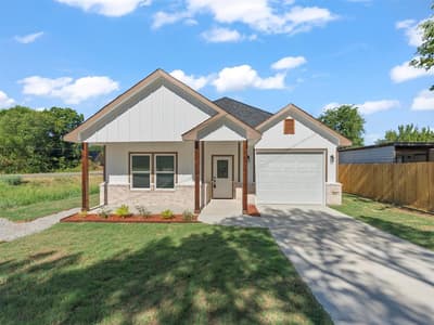 101 N Oak Street, Ector TX 75439