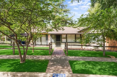 2819 Alden Avenue, Dallas TX 75211 - Photo 2