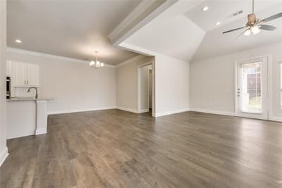 8841 Creek Run Road # 403, Fort Worth TX 76120 - Photo 5