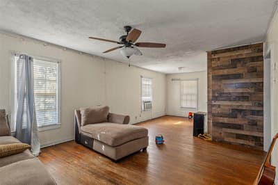 1301 E Ramsey Avenue, Fort Worth TX 76104 - Photo 3