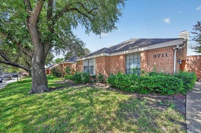 9711 Springtree Lane, Dallas TX 75243 - Photo 3