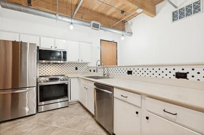 509 elm Street # 401, Dallas TX 75202 - Photo 3