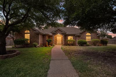 1209 Heatherwood, Hewitt TX 76643 - Photo 3