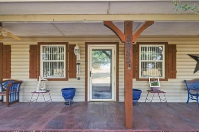 5855 Ge Horton Road, Justin TX 76247 - Photo 2