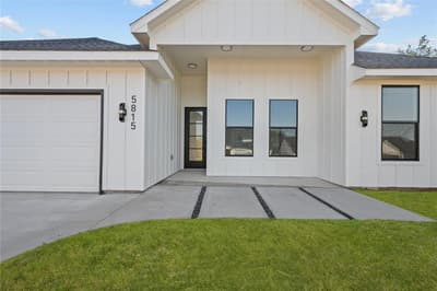 5815 Belaire Circle, Granbury TX 76048 - Photo 4