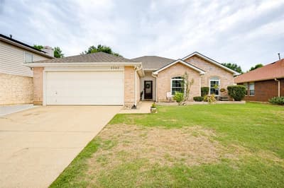 3302 Cliff Oaks Drive, Corinth TX 76210 - Photo 2
