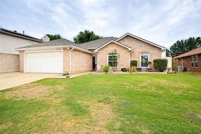 3302 Cliff Oaks Drive, Corinth TX 76210