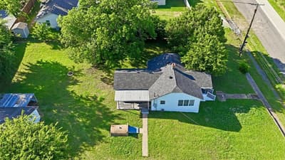 754 N Main Drive, Van Alstyne TX 75495 - Photo 2