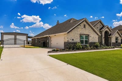 198 Spanish Moss Trail, Rhome TX 76078 - Photo 2