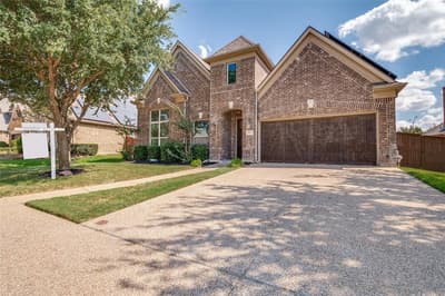 703 Waterlane Drive, Mansfield TX 76063 - Photo 2