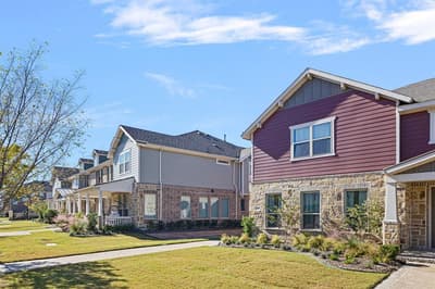 4335 Fall Blossom Drive, Arlington TX 76005 - Photo 2