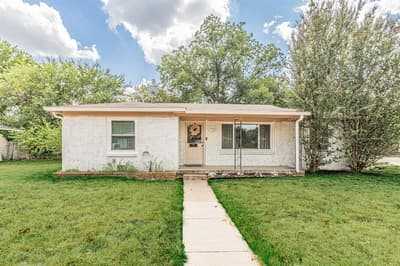 5761 Tracyne Drive, Westworth Village TX 76114 - Photo 2